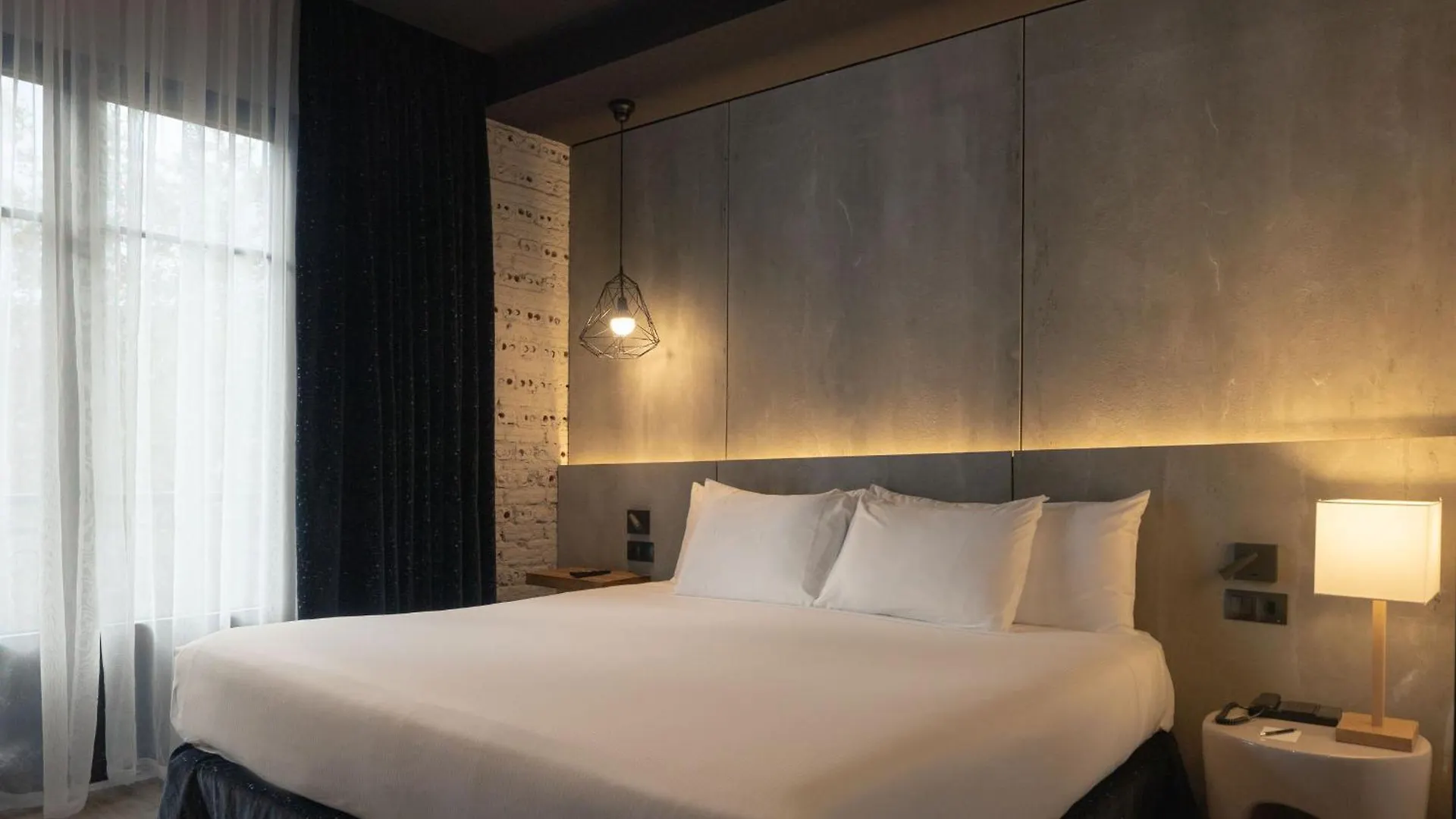 Hotel Tayko בילבאו 4*,  ספרד